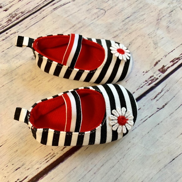 Baby Girls Cotton Shoes - Picture 5 of 5